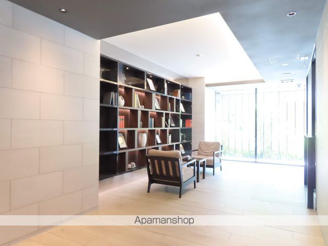 ロビー　ロビー