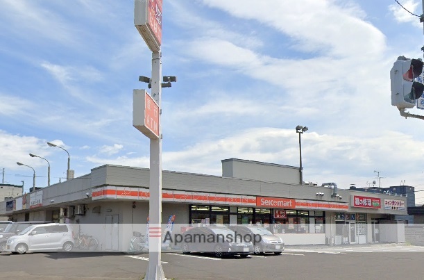 コンビニ　セイコーマート（コンビニ）まで167m