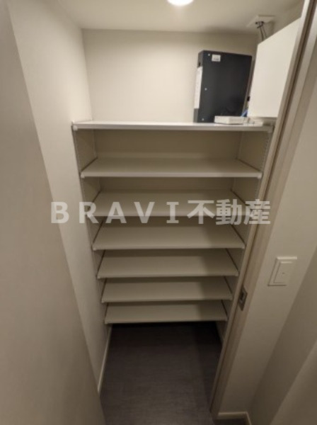その他部屋・スペース　【BPRレジデンス大阪本町Q】ウォークインシューズボックス