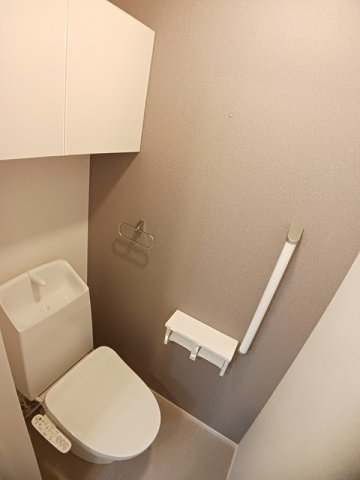 トイレ　シンプルで使いやすいトイレです