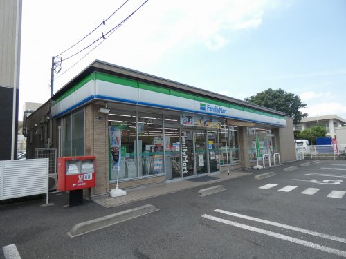 コンビニ　ファミリーマート大和西鶴間店（コンビニ）まで628m