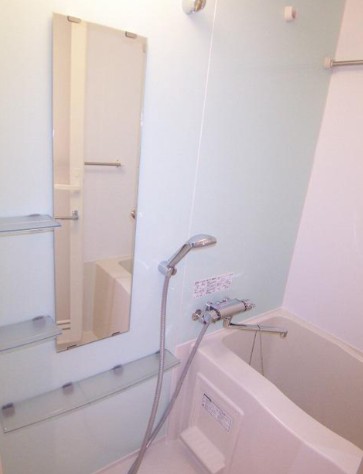 バス・シャワールーム　お風呂です