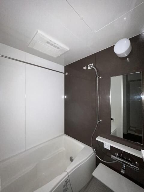 バス・シャワールーム　ゆったり過ごせるお風呂です