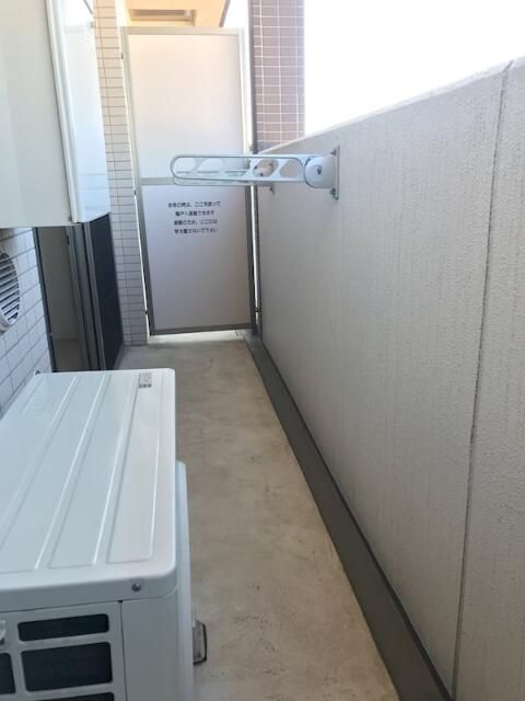 バルコニー　お洗濯にも便利なバルコニー付き