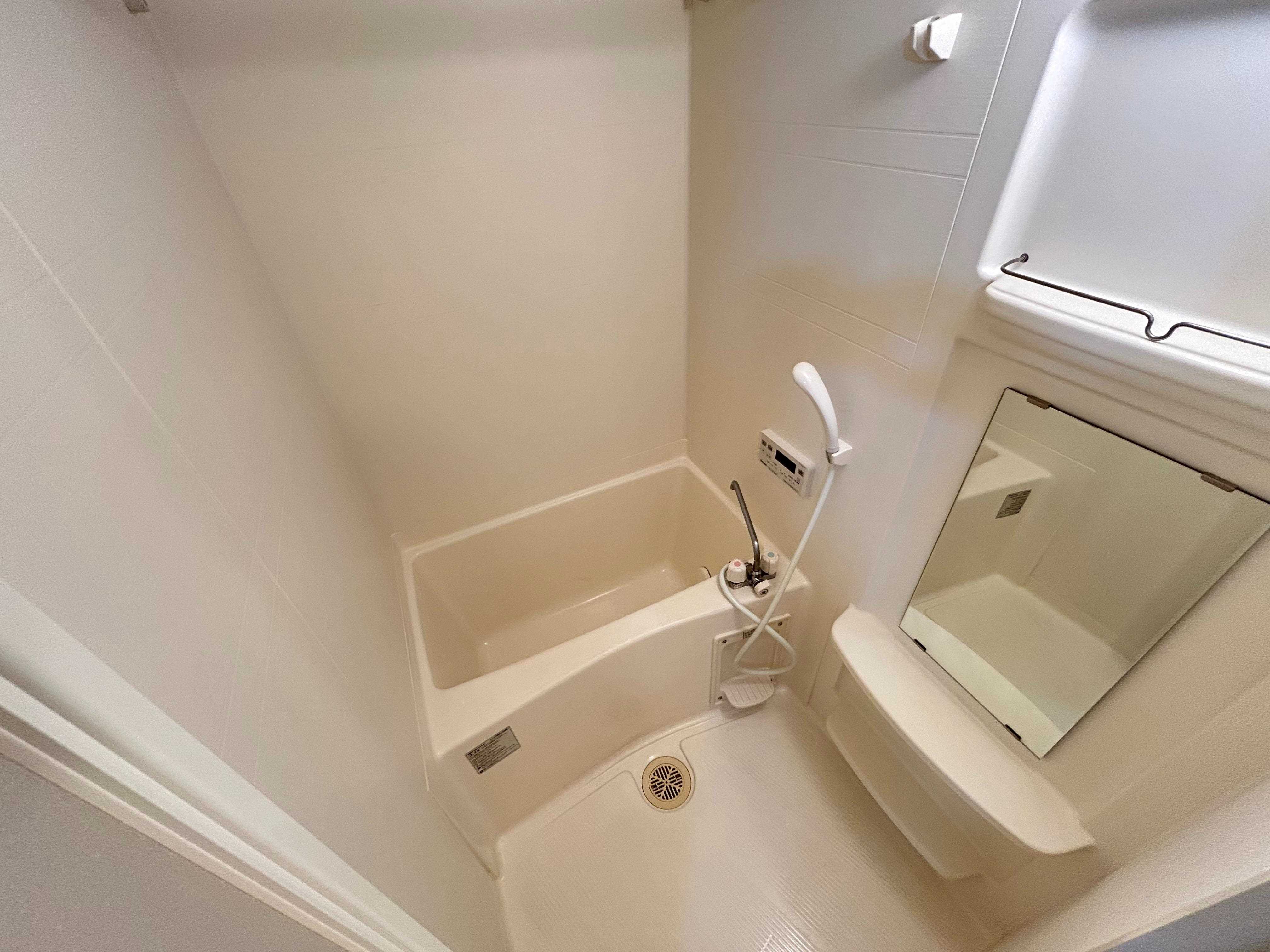 バス・シャワールーム　バス