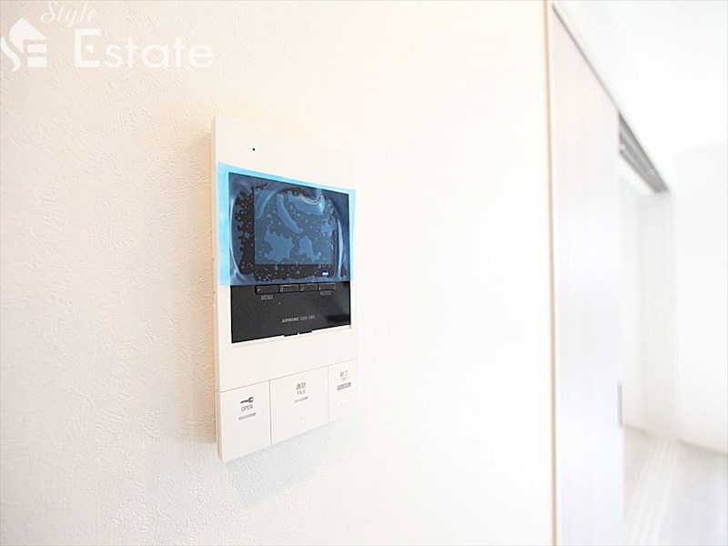 セキュリティ　モニター付きインターホン