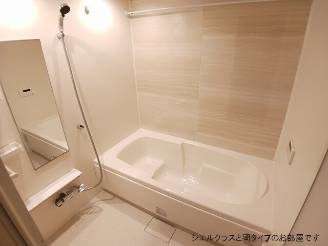 バス・シャワールーム　日々の暮らしに欠かせないお風呂です