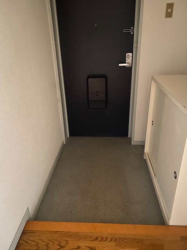 玄関　別部屋参照