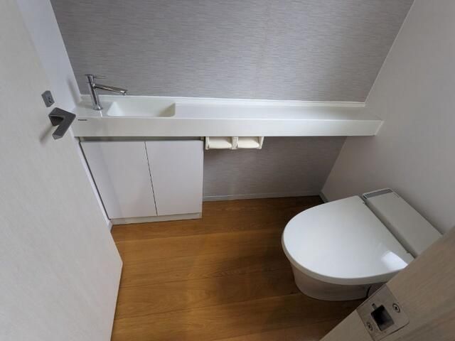 トイレ　ゆったりとした空間のトイレです