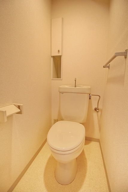 トイレ　★タウンハウジング鷺沼店まで→ＴＥＬ0448706656★