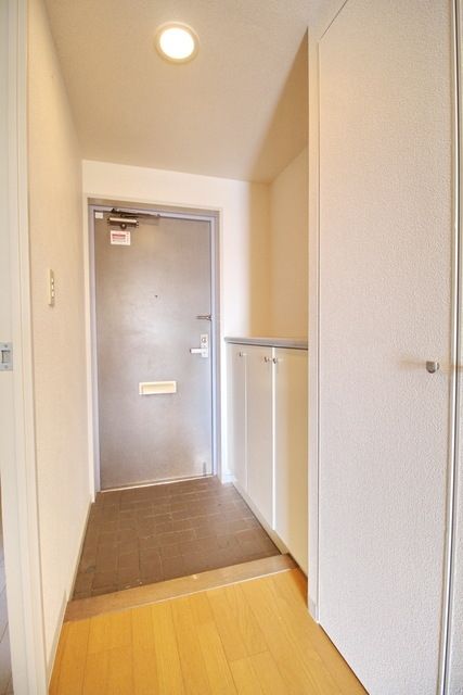 玄関　★タウンハウジング鷺沼店まで→ＴＥＬ0448706656★