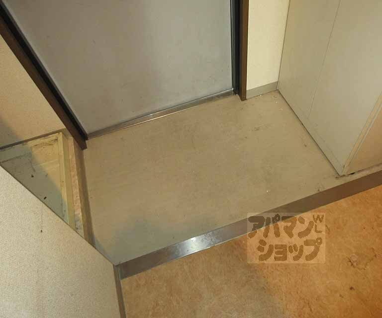 玄関　丁度良い広さ！