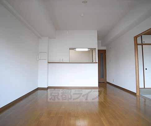 居室・リビング　カウンターキッチン！