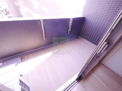 バルコニー　フレンシア四谷左門町