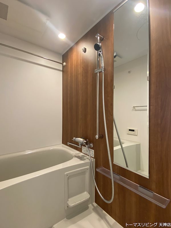 バス・シャワールーム　※同物件別部屋参考画像