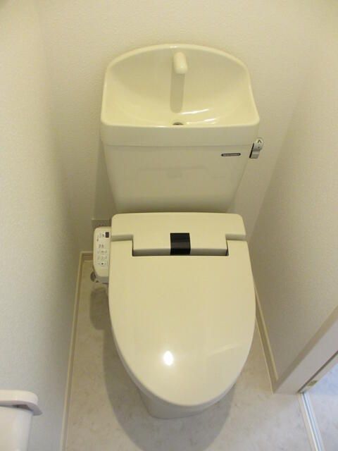 トイレ　ゆったりとした空間のトイレです