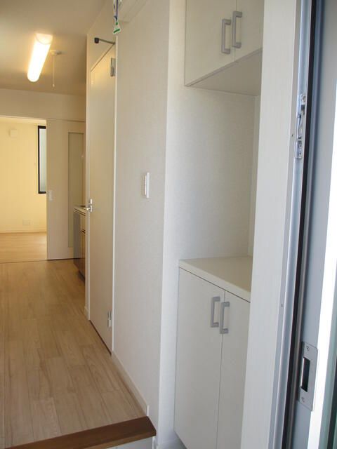 玄関　シンプルで使いやすい玄関です