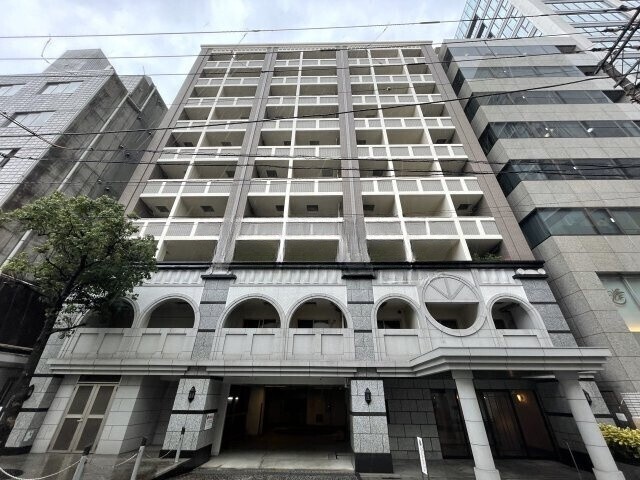 建物外観　オートロック完備