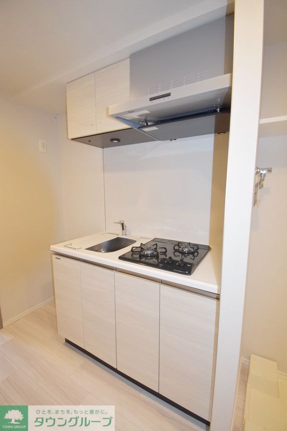 キッチン　同物件別部屋写真