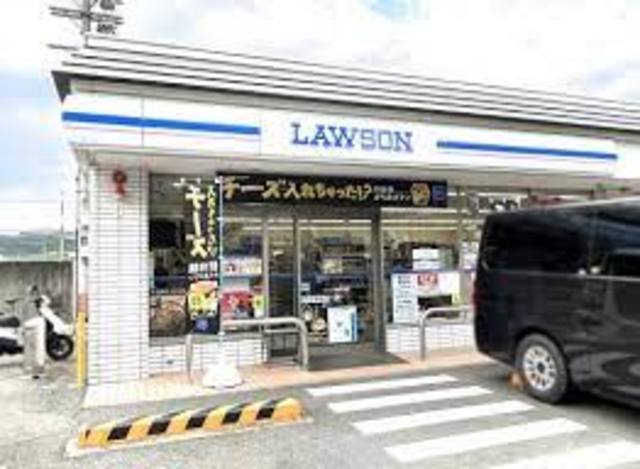 コンビニ　ローソン醍醐多近田店（コンビニ）まで372m