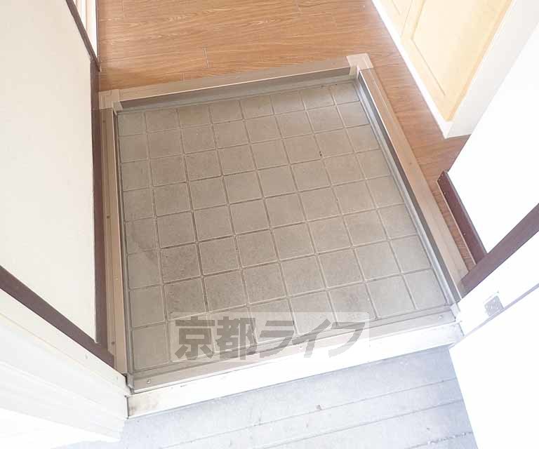 玄関　すっきりとした玄関です。