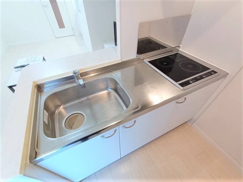 キッチン　コンロは２口コンロです。