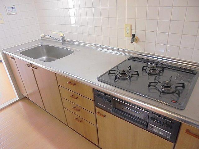 ロイヤルコーポ姫路北条のキッチン写真