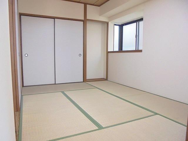 ロイヤルコーポ姫路北条の内装写真