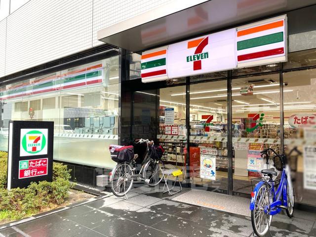 コンビニ　セブンイレブン　大阪久太郎町1丁目店（コンビニ）まで76m