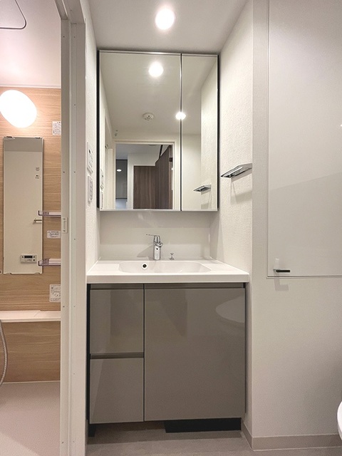 洗面設備　※写真は同タイプ住戸です。