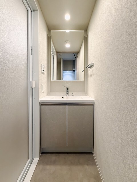 洗面設備　※写真は同タイプ住戸です。