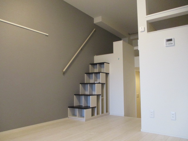 居室・リビング　別部屋反転タイプとなります