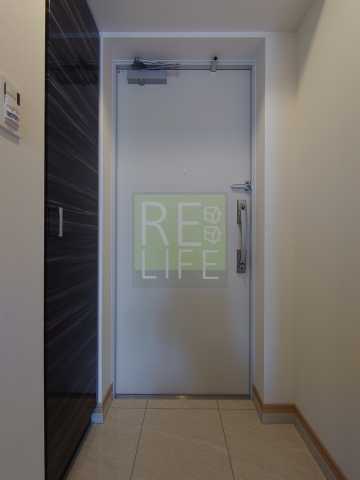 玄関　※参考写真　同タイプ（間取り）の写真となります。