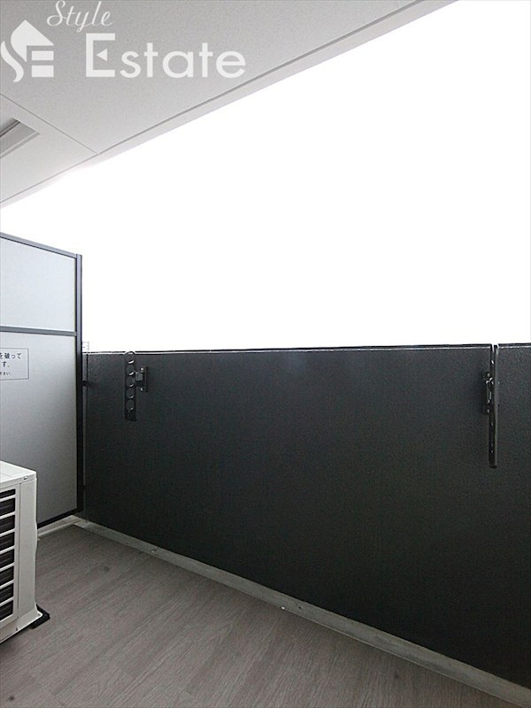 バルコニー　バルコニー