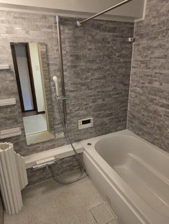 バス・シャワールーム　バス