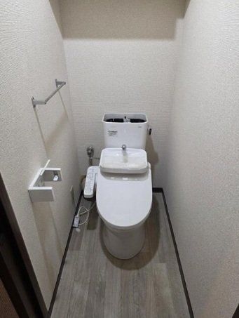 トイレ　トイレ