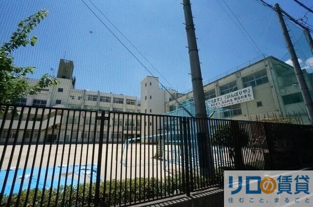 小学校　大阪市立新庄小学校（小学校）まで467m