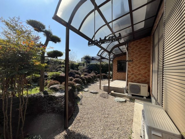 バルコニー　陽当たり良好なバルコニーです♪