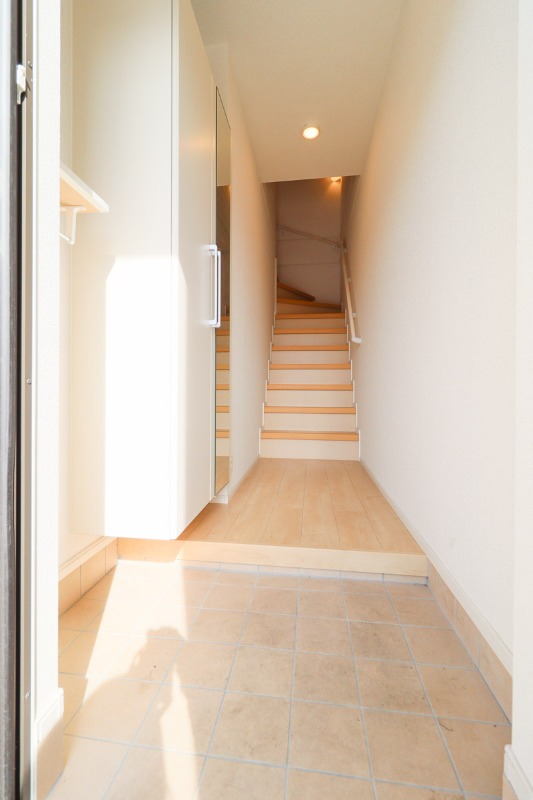 玄関　図面と現状に相違がある場合には現状を優先