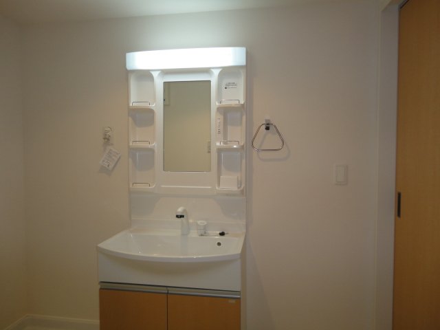 洗面設備　洗髪洗面化粧台