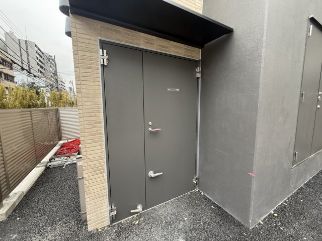 その他　敷地内ゴミ置き場