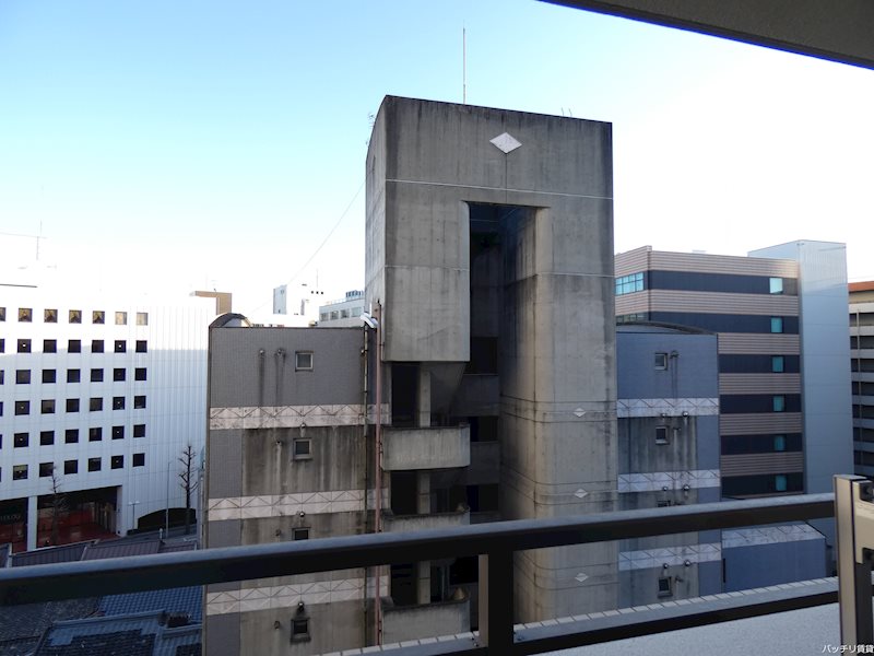 眺望　別号室の為、　現状優先