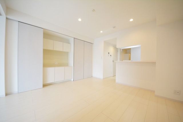 居室・リビング　☆白で統一されたお部屋☆