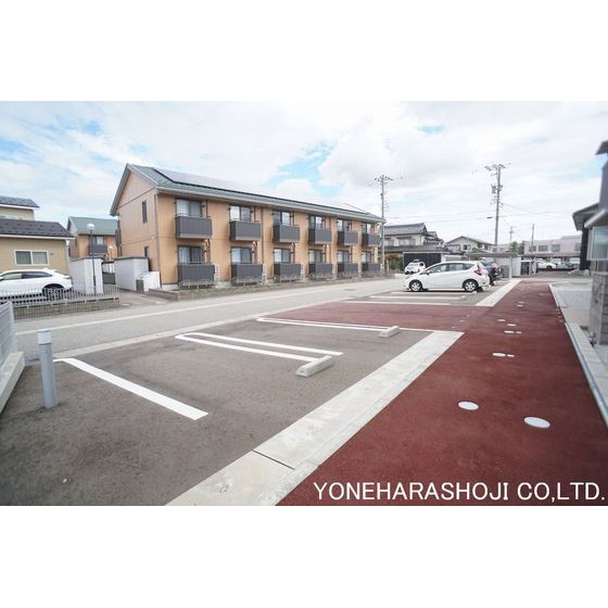 駐車場　融雪駐車場