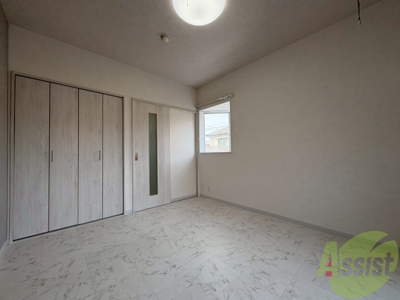 その他部屋・スペース　洋室を別角度から撮影しました。イメージを掴んでください。