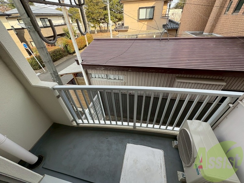 バルコニー　バルコニーです。外干しも可能でございます。