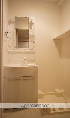 銀行　（株）西日本シティ銀行／赤坂門支店（銀行）まで757m