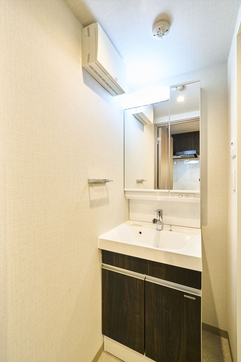 洗面設備　使いやすい洗面所です