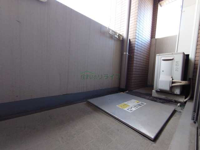 バルコニー　パレステュディオ池袋駅前