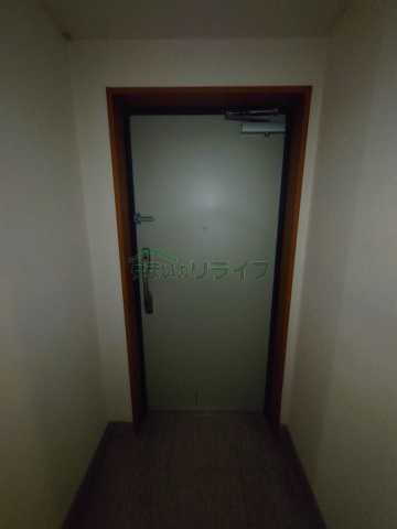 玄関　パレステュディオ池袋駅前